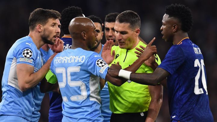 Vinicius ante el Manchester City / EFE