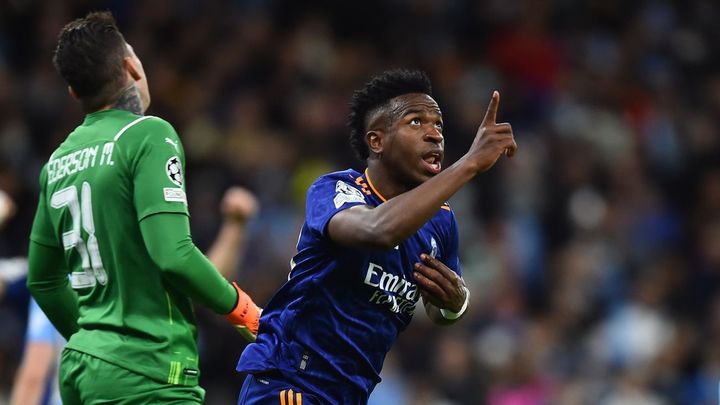 Vinicius ante el Manchester City / EFE