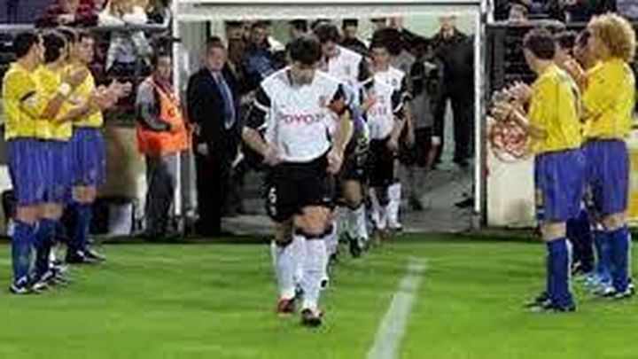 Pasillo del Villarreal al Valencia / EFE