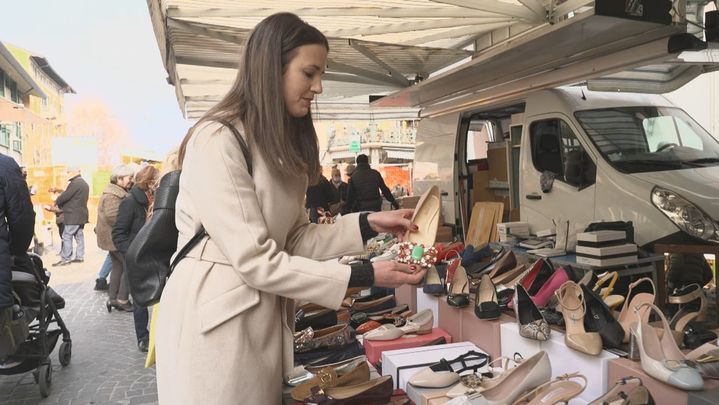 Mercadillo en Lombardía / Redacción