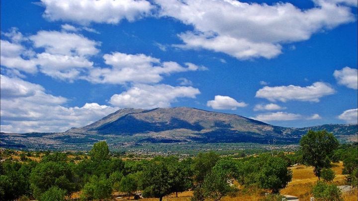 Entorno de Lozoyuela-Navas-Sieteiglesias / AYTO. LOZOYUELA NAVAS SIETEIGLESIAS