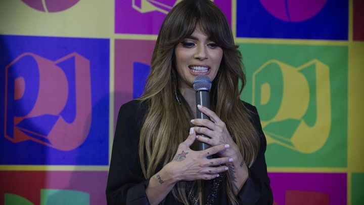 Kani García posa hoy durante la alfombra roja de los Premios Juventud 2022, en el Coliseo José Miguel Agrelot en San Juan (Puerto Rico) / EFE