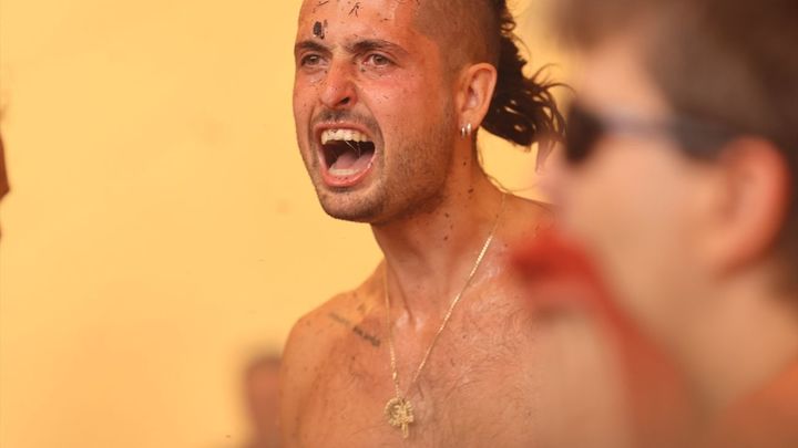 Vecinos de la localidad son evacuados, a 13 de agosto de 2022, en Añón de Moncayo, Zaragoza, / EUROPA PRESS