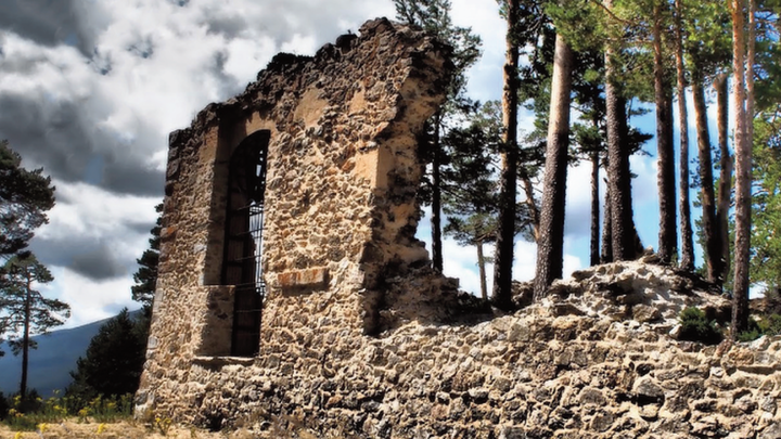 Restos del Convento de Casarás en los Montes de Valsaín / GUADARRAMISTAS