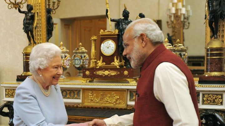 Encuentro entre la reina Isabel II y el mandatario indio Narendra Modi / @NARENDRAMODI