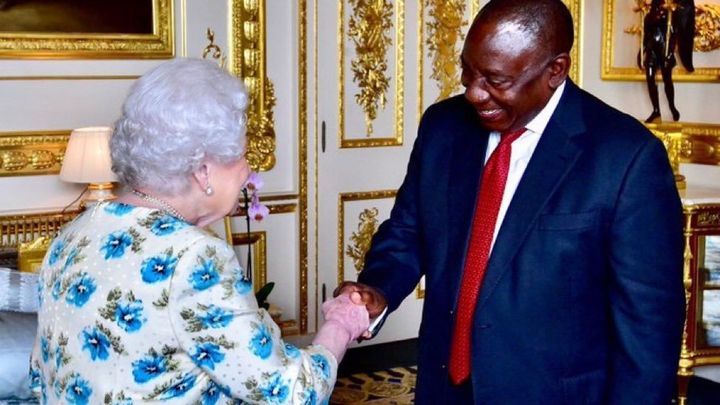El presidente sudafricano, Ciryl Ramaphosa, en una audiencia con Isabel II / @CIRYLRAMAPHOSA