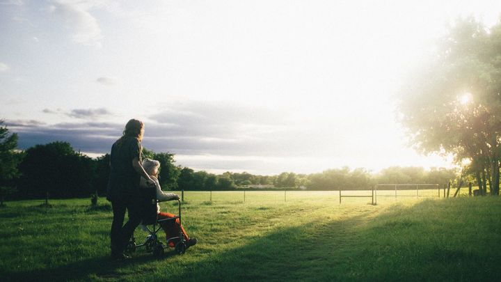 Los cuidados paliativos son fundamentales para la calidad de vida del paciente / DOMINIK LANGE