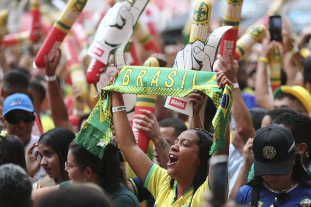 Aficionados brasileños / EFE