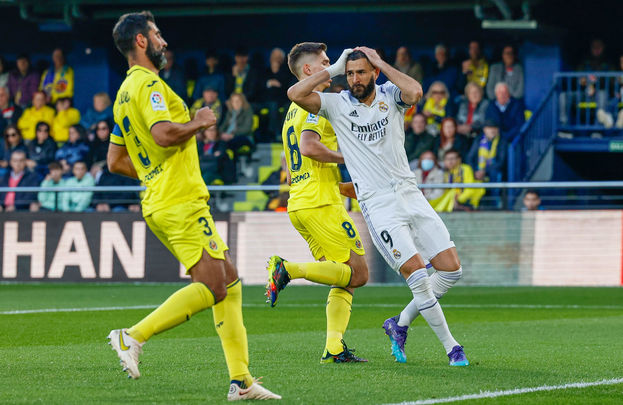 Benzema ante el Villarreal / EFE