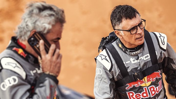 Carlos Sainz y Lucas Cruz / @CSainz_oficial