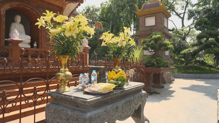 Ofrendas en una pagoda de Vietnam / Redacción