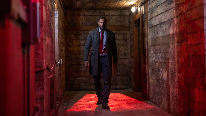 Escena de 'Luther: cae la noche' / NETFLIX