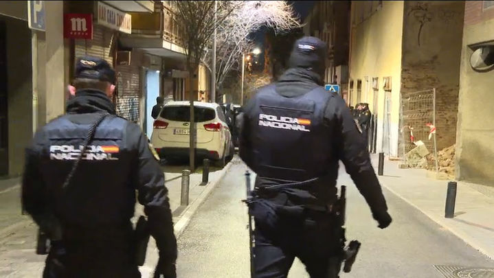 Desalojo ocupas en Valdeacederas / Telemadrid