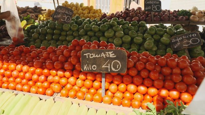 Mercadillo en Montevideo / Redacción
