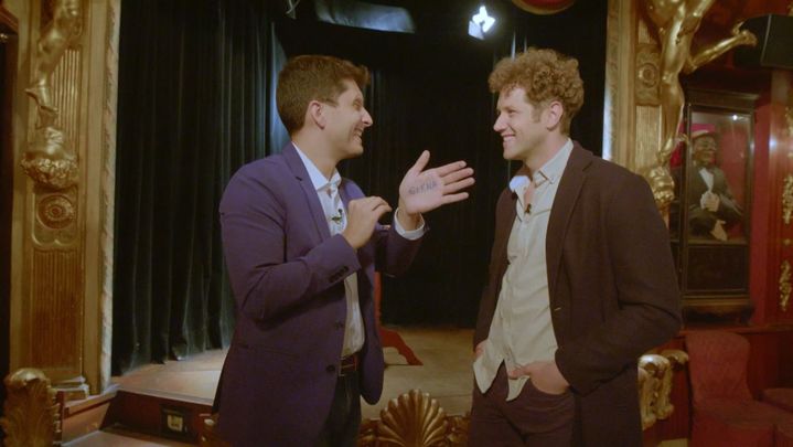 Jorge Luengo haciendo una ilusión para Daniel Diges / Redacción