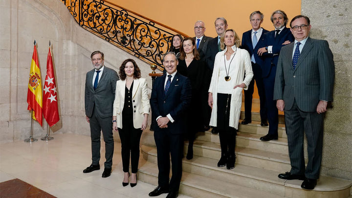 La nueva directiva del ICAM en la sede de la Comunidad de Madrid / @ComunidadMadrid