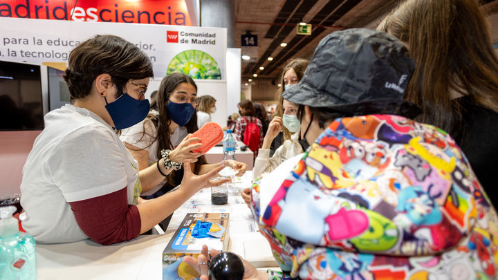 Imagen de la feria Madrid es CienciA / TELEMADRID