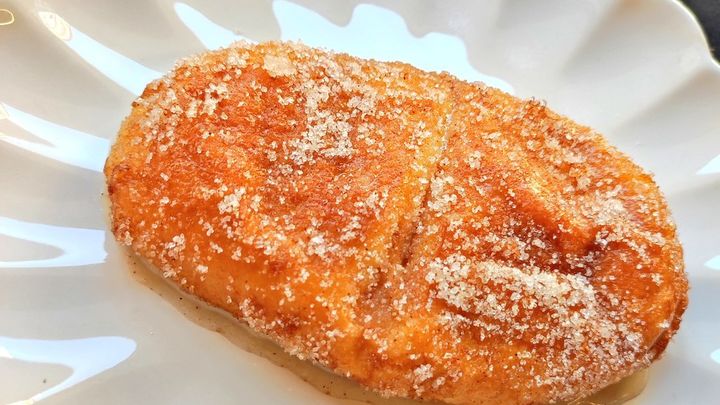 Torrija de Villaroy's / @ACYRE_