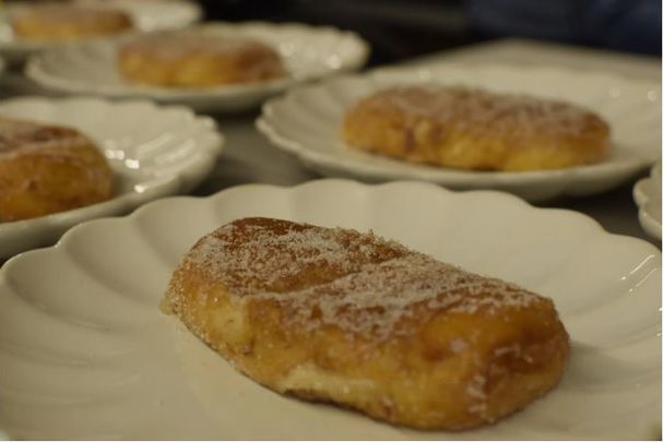 Torrija de Villaroy's / @ACYRE_