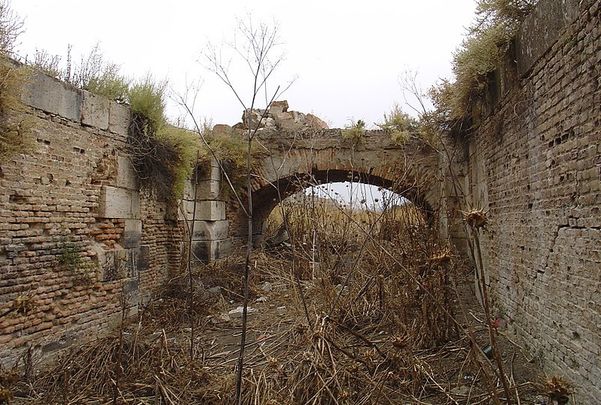 Interior de la décima esclusa del Real Canal del Manzanares en el tramo de Getafe / ÁLVARO BONET