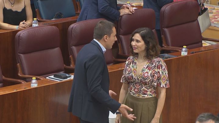 Díaz Ayuso y Juan Lobato / TELEMADRID