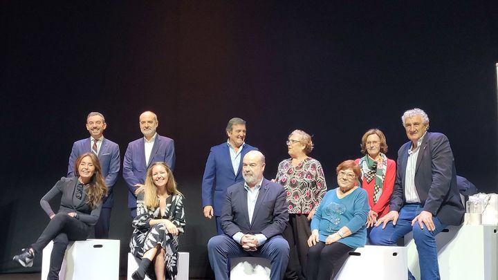 Obra de teatro para mayores "Las cosas fáciles" / TELEMADRID