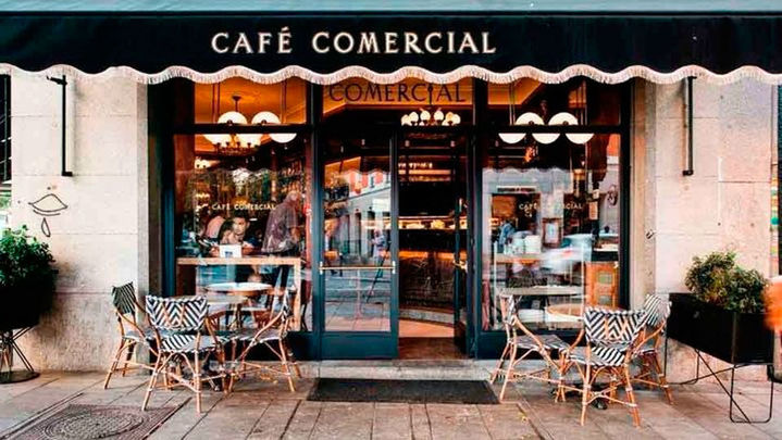 Café Comercial / Emision