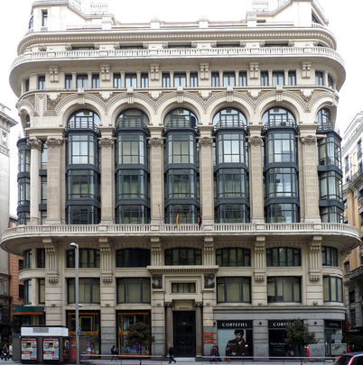 Edificio Matesanz, obra de Antonio Palacios en a Gran Vía / VPAT / MADRID.ES