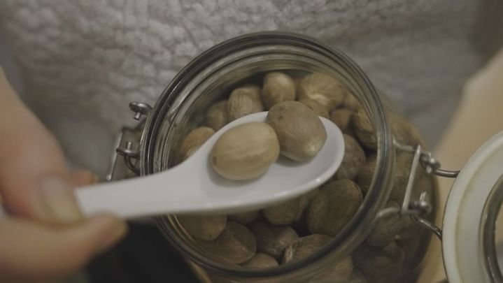 Nuez Moscada entera / Telemadrid