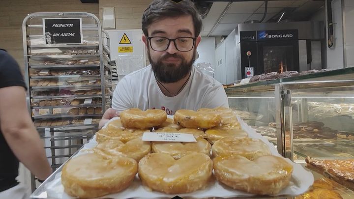 Merienda en 'El Horno de Izan' / Telemadrid
