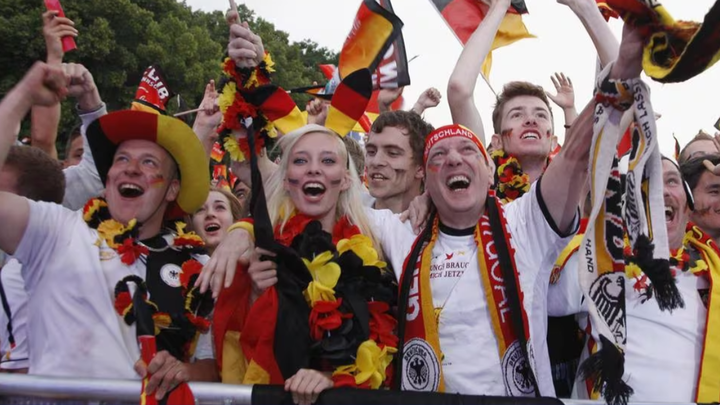 Aficionados alemanes / UEFA