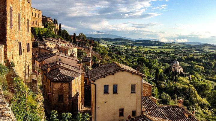 Un pueblo en la Tosccana italiana / DOMINIO PÚBLICO