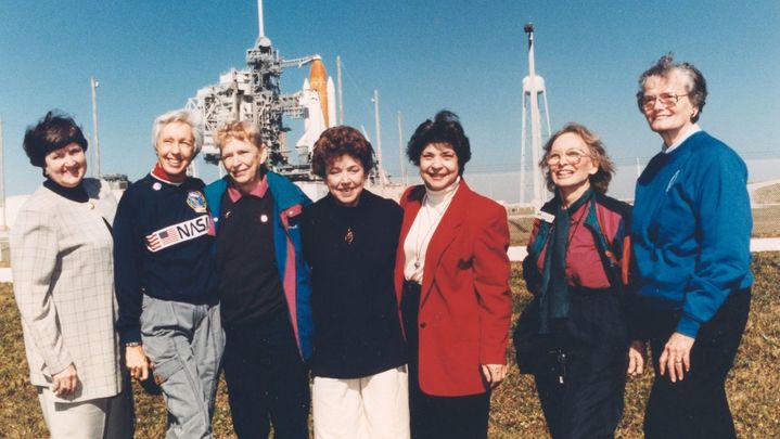 Algunas de las 'Mercury 13'. De izquierda a derecha: Gene Nora Jessen, Wally Funk, Jerrie Cobb, Jerri Truhill, Sarah Rutley, Myrtle Cagle y Bernice Steadman. / NASA