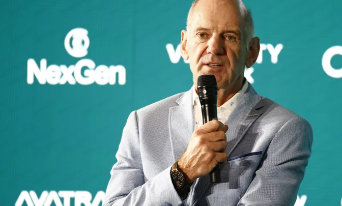 Adrian Newey / ASTON MARTIN