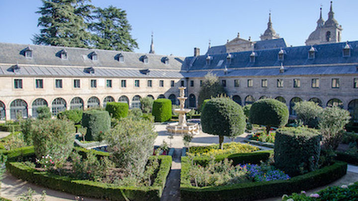 San Lorenzo del Escorial / Tren de Felipe II