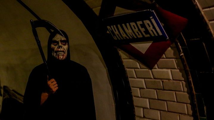 Descubre el pasaje del terror del Metro de Chamberí / EUROPA PRESS