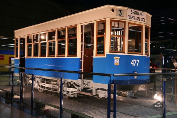 Tranvía en la estación de metro de Pinar de Chamartín / METRO DE MADRID