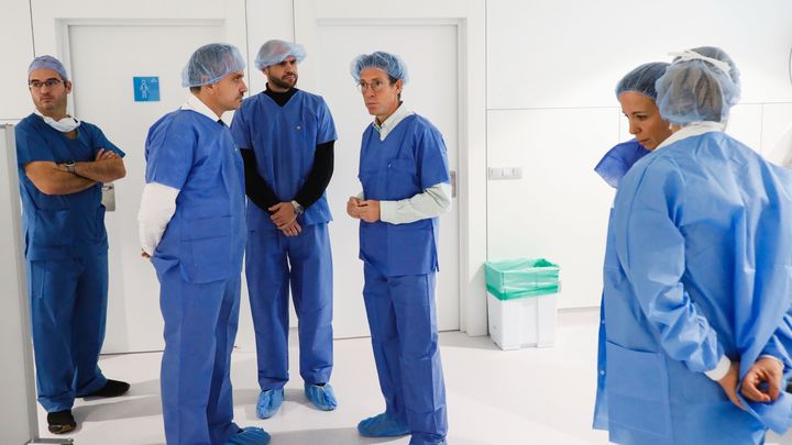 El alcalde de Móstoles ha visitado los cuatro nuevos quirófanos del Bloque Quirúrgico / AYUNTAMIENTO DE MÓSTOLES