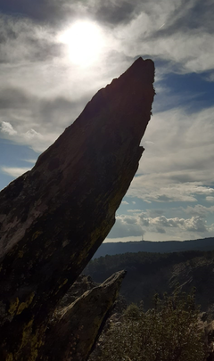 Agujas de piedra en el Mirador del Mallorquín, en Puebla de la Sierra / P.O.