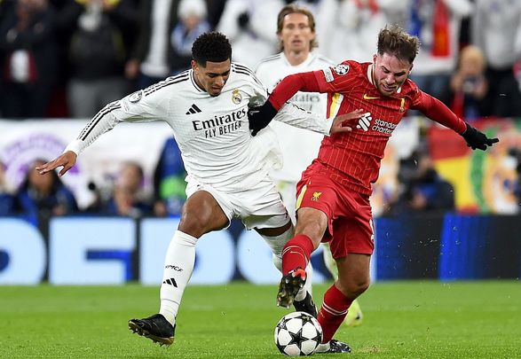 Bellingham ante el Liverpool / EFE