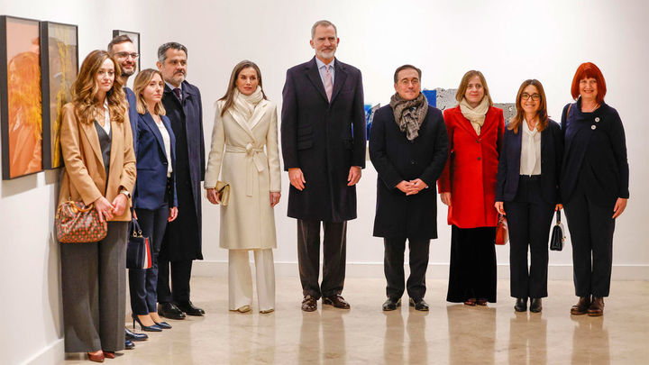 Los Reyes y  Albares con los Hispanistas italianos / EFE