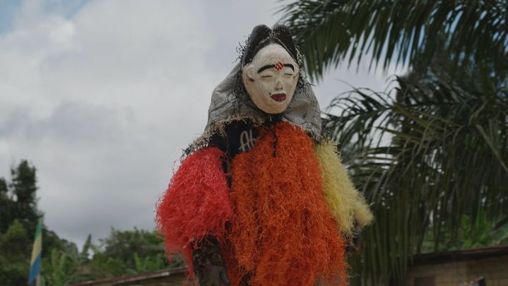 La ceremonia ancestral de la máscara 'Mukudji', en Gabón / TELEMADRID