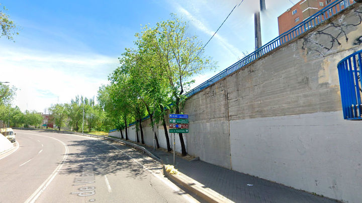 Paso inferior de la A-5 en  la calle Villamanin / Google Maps