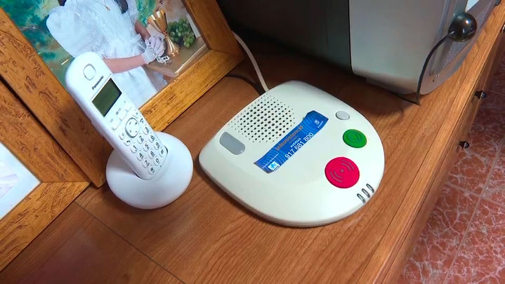 Equipo de teleasistencia / TELEMADRID