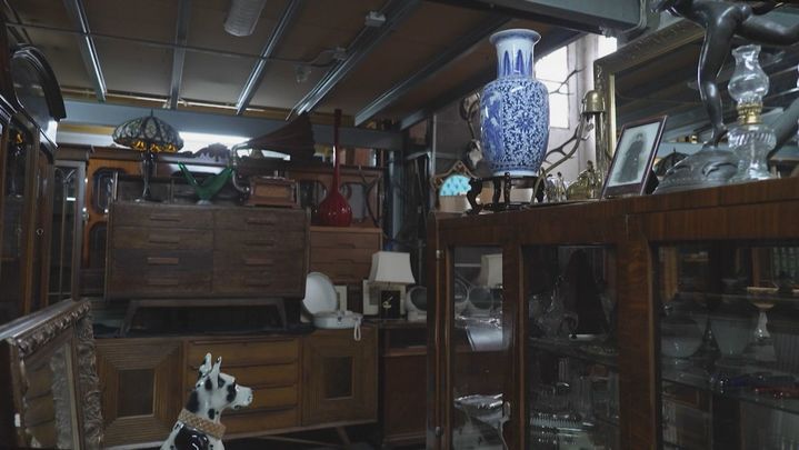 muebles y decorado de Vázquez Muebles y Atrezzo / TELEMADRID