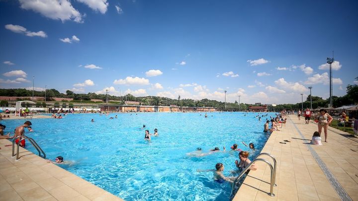 Vista general de la piscina Parque Deportivo Puerta de Hierro / EUROPA PRESS