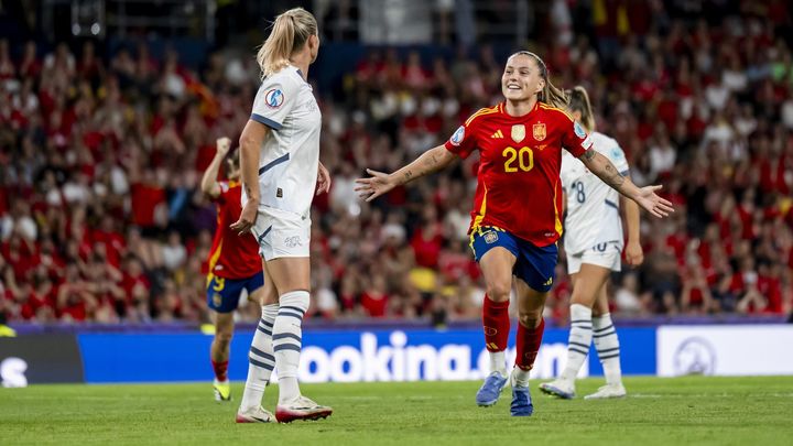 Claudia Pina ante Suiza / EFE