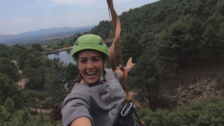 La 'Potra Salvaje' recorre la Sierra de Guadarrama en tirolina / TELEMADRID