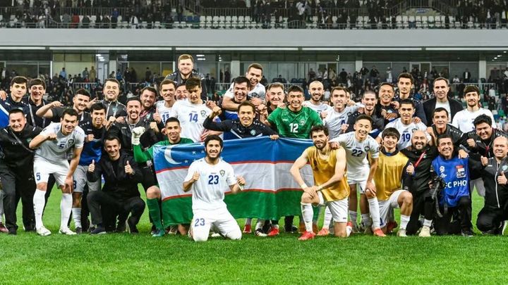 Uzbekistán / FIFA