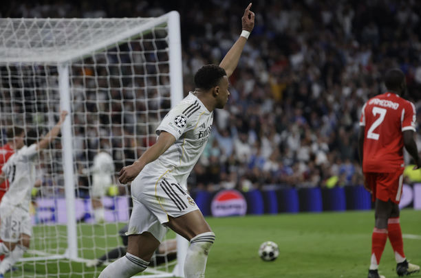 Mbappé ante el Bayern / EFE